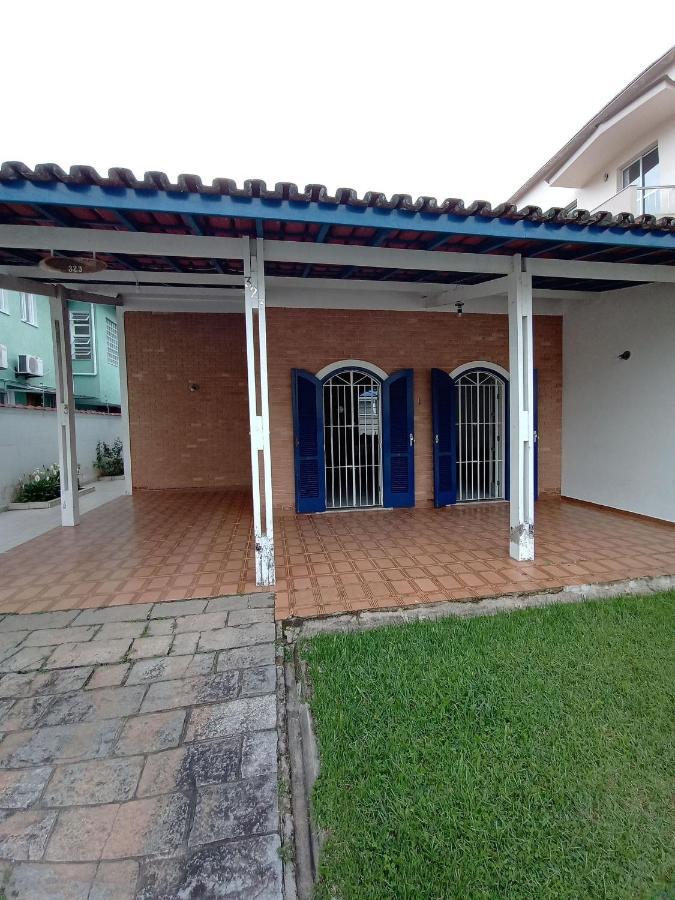 우바투바 Casa Praia Grande Com Churrasqueira 빌라 외부 사진